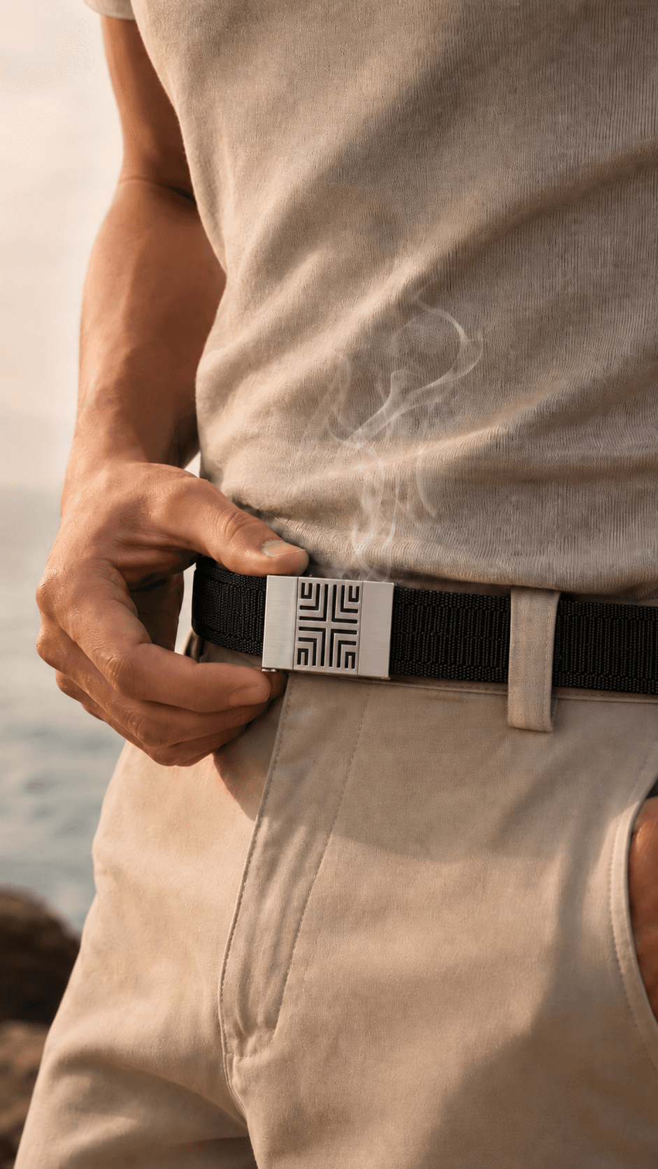 Patented scent-diffusing elastic belt worn with a silver buckle